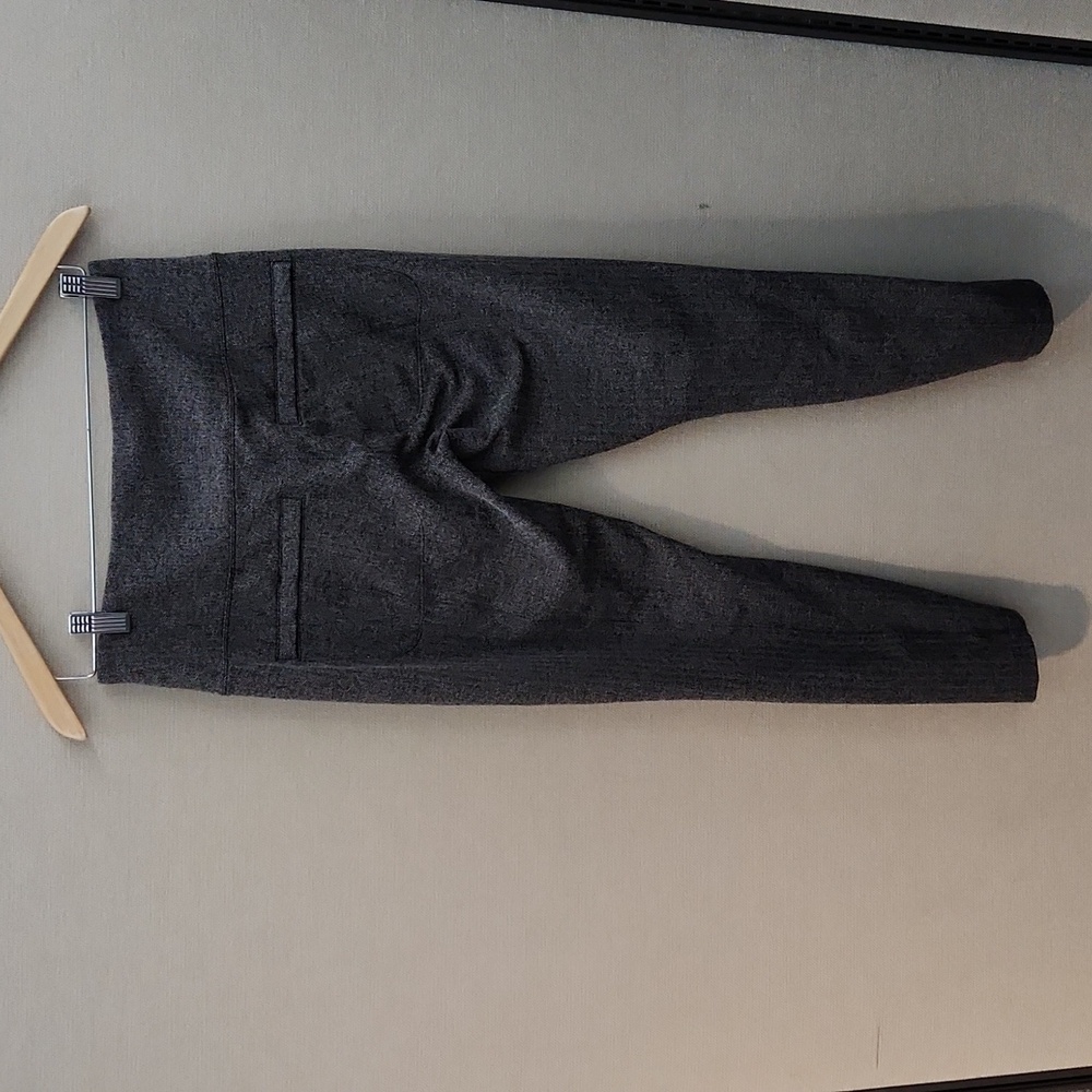 Athleta Delancey Herringbone Tight Leggings Size Medium - Picture 4 of 16